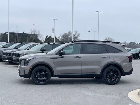 New 2026 Kia Sorento X-Line EX AWD/4WD image 4