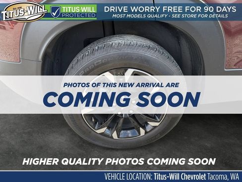 Used 2022 Chevrolet TrailBlazer LT w/ Convenience Package FWD image 5
