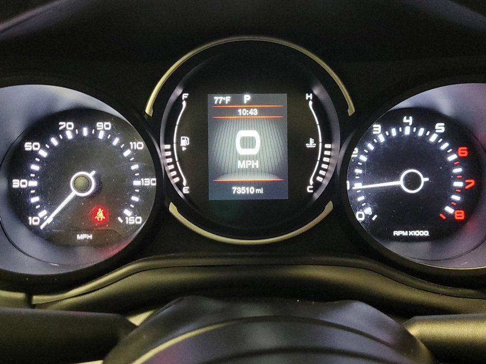 Used 2019 FIAT 500L Lounge FWD image 23