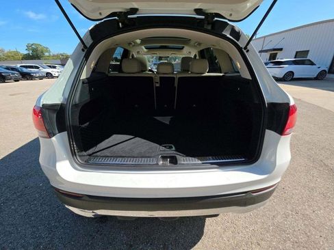 Certified 2022 Mercedes-Benz GLC 300 image 9