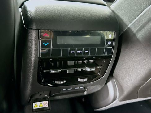 New 2026 Jeep Grand Cherokee L 4WD image 34