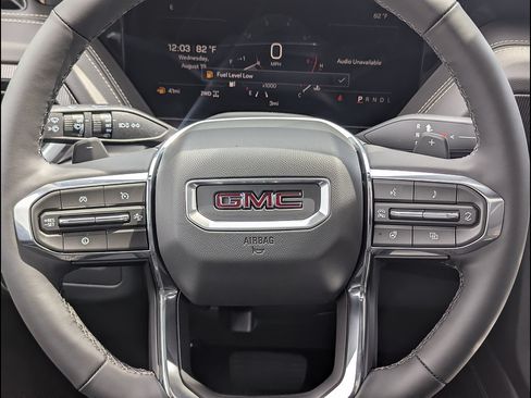 New 2026 GMC Yukon XL Elevation w/ LPO, Floor Liner Package AWD/4WD image 22