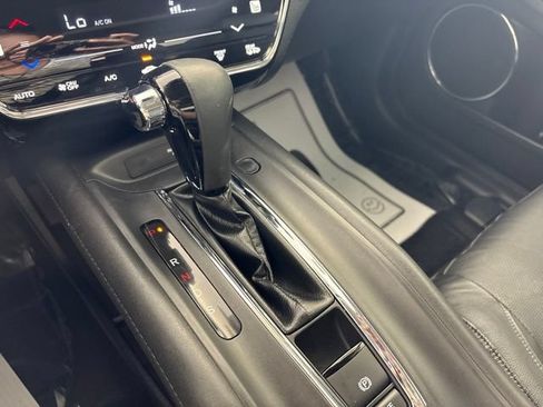 Used 2019 Honda HR-V EX-L image 11