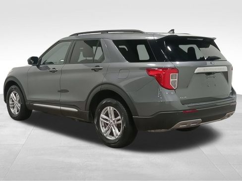 Certified 2023 Ford Explorer XLT w/ Equipment Group 202A AWD/4WD image 7