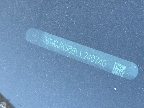 Used 2020 Chevrolet Trax LS image 32