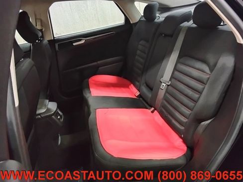 Used 2016 Ford Fusion SE image 13
