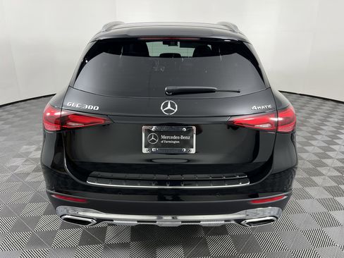 Used 2026 Mercedes-Benz GLC 300 4MATIC image 11