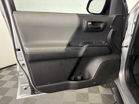 Used 2023 Toyota Tacoma SR image 8