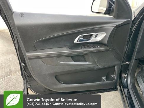 Used 2017 Chevrolet Equinox LT w/ Convenience Package image 10