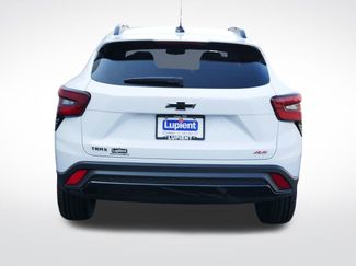 New 2026 Chevrolet Trax RS w/ Driver Confidence Package FWD video 4