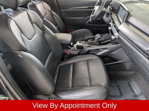 Used 2025 Kia Telluride S FWD image 33