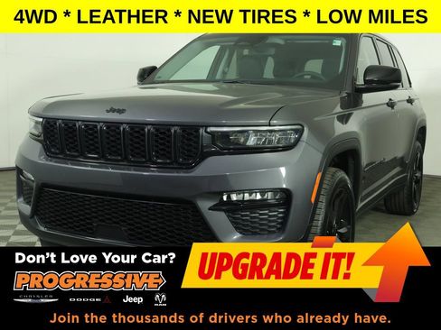 Used 2023 Jeep Grand Cherokee Limited w/ Black Appearance Package AWD/4WD image 1