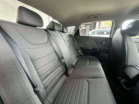 Used 2025 Kia K4 EX FWD image 26