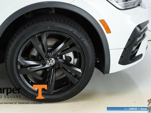 Used 2023 Volkswagen Tiguan SE R-Line FWD image 52