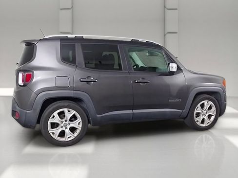 Used 2017 Jeep Renegade Limited FWD image 37