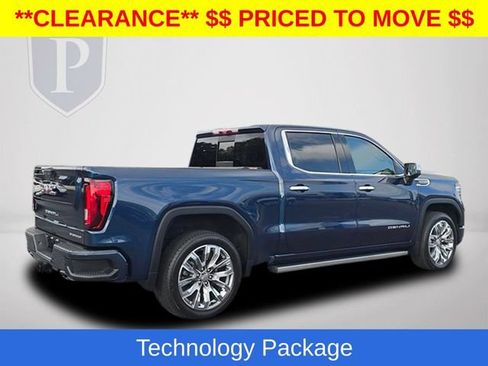 Certified 2023 GMC Sierra 1500 Denali w/ Denali Reserve Package AWD/4WD image 7