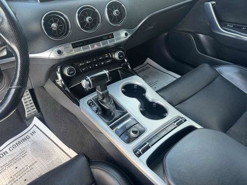 Used 2018 Kia Stinger GT image 23