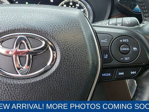 Used 2021 Toyota Venza Limited image 15