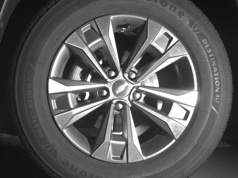 Used 2025 Chevrolet Equinox LT image 12