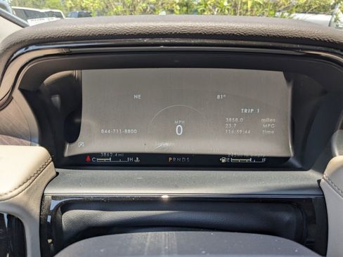 Certified 2023 Lincoln Nautilus Reserve w/ Equipment Group 201A image 30