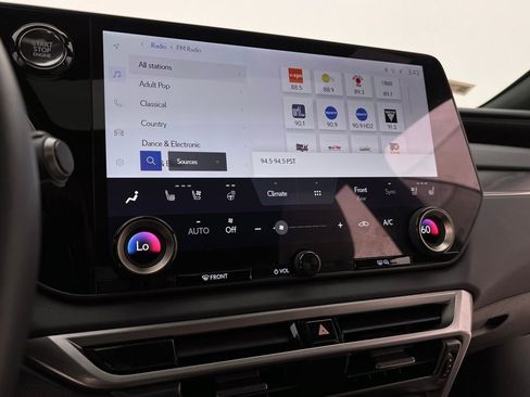 Used 2025 Lexus RX 350 Premium image 19