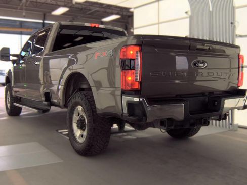 Used 2023 Ford F350 Lariat w/ Tow Technology Package AWD/4WD image 6