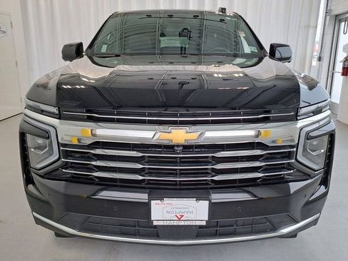 Used 2025 Chevrolet Tahoe LT AWD/4WD image 3