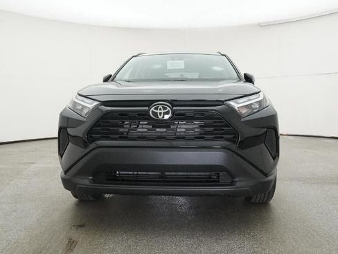 New 2025 Toyota RAV4 XLE image 31