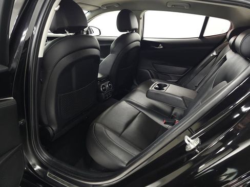 Used 2018 Kia Stinger image 24