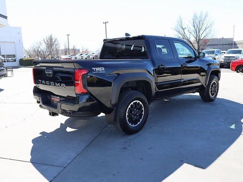 Used 2024 Toyota Tacoma TRD Off-Road AWD/4WD image 6