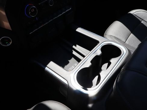 Used 2021 Chevrolet Silverado 2500 LTZ w/ LTZ Plus Package image 30