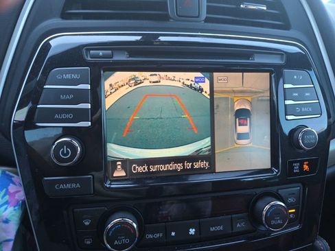 Used 2020 Nissan Maxima Platinum w/ Reserve Package image 12