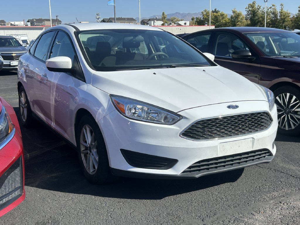 Used 2018 Ford Focus SE FWD image 1