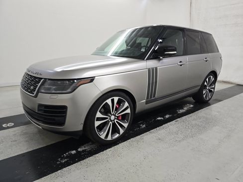 Used 2020 Land Rover Range Rover SV Autobiography Dynamic AWD/4WD image 3