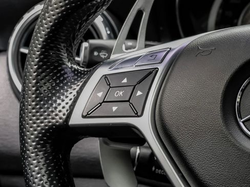 Used 2015 Mercedes-Benz GLA 45 AMG GLA 45 AMG 4MATIC Sport Utilit image 20