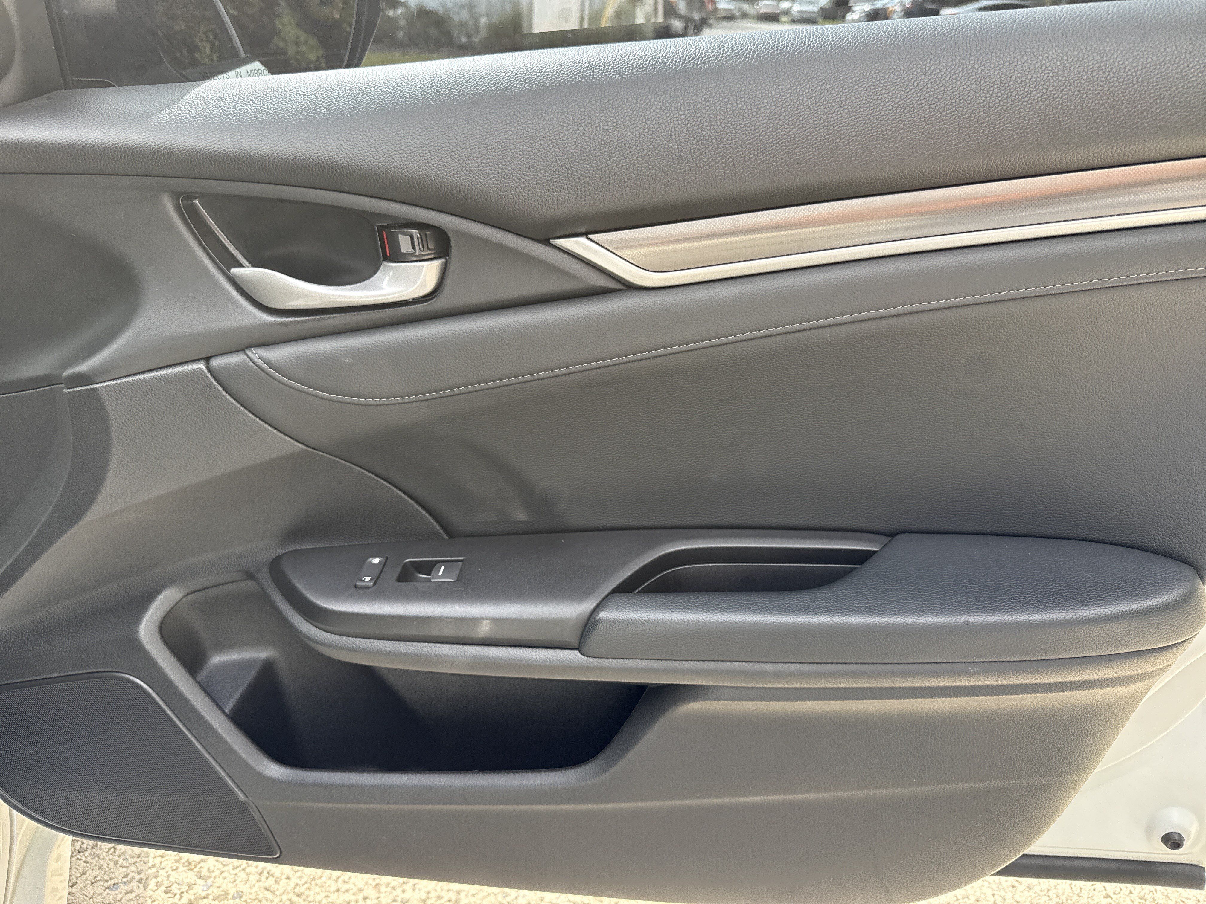 Used 2021 Honda Civic EX-L image 14