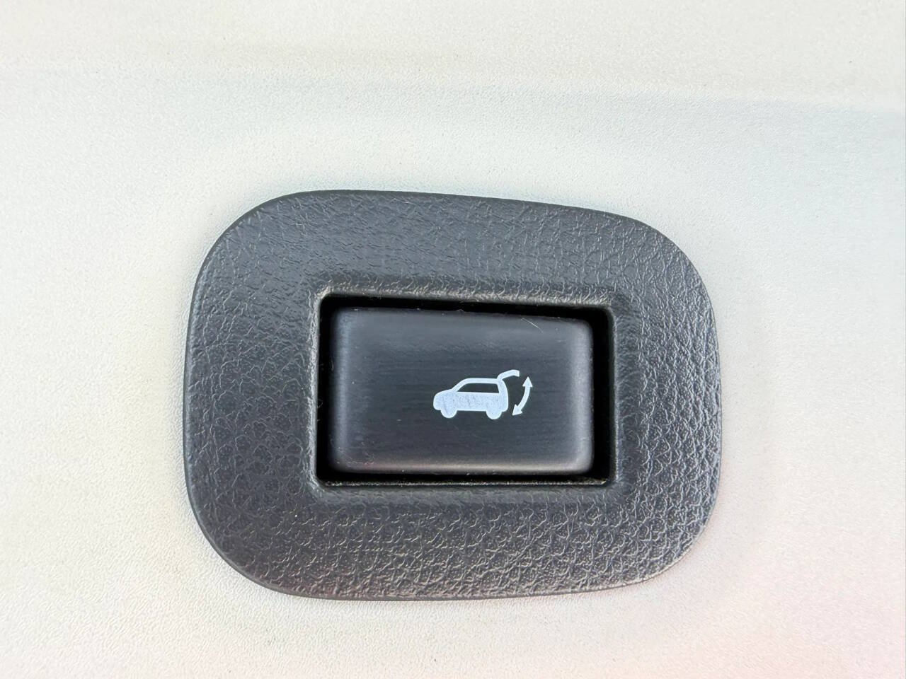 Used 2020 Nissan Rogue SV AWD/4WD image 22
