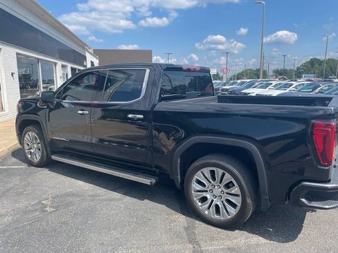 Used 2022 GMC Sierra 1500 Denali w/ Denali Reserve Package AWD/4WD image 3