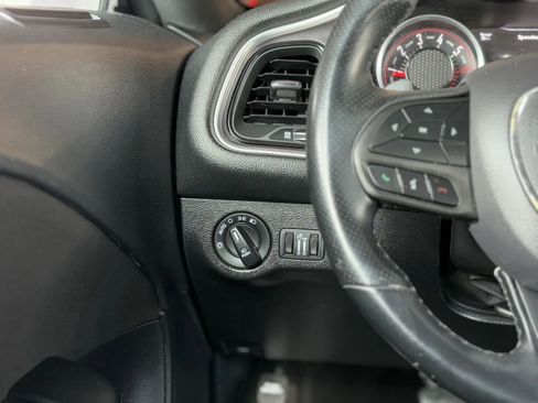 Used 2020 Dodge Challenger R/T image 22