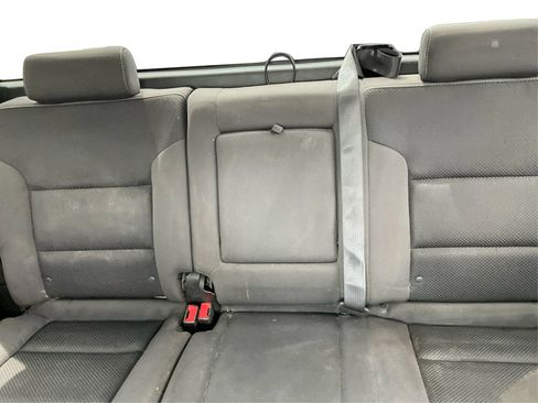 Used 2018 Chevrolet Silverado 1500 LT w/ LT Eassist Package AWD/4WD image 15