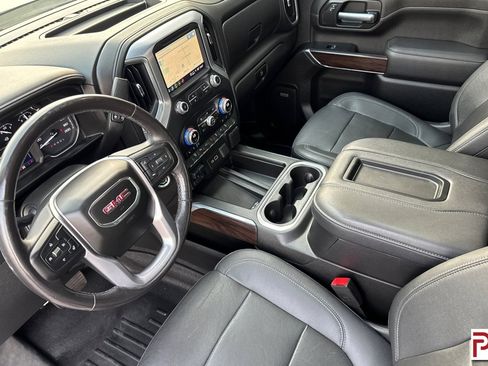 Used 2021 GMC Sierra 2500 SLT w/ SLT Preferred Package AWD/4WD image 10
