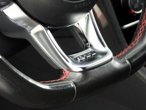 Used 2020 Volkswagen GTI S image 40