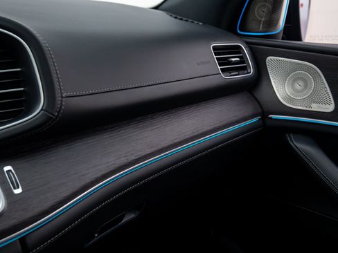 Used 2022 Mercedes-Benz GLE 53 AMG GLE 53 AMG image 33