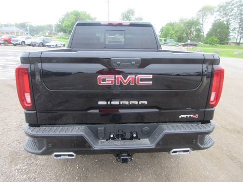 New 2026 GMC Sierra 1500 AT4 AWD/4WD image 5