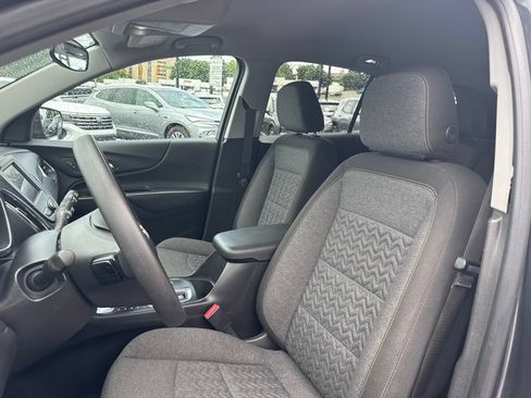 Used 2023 Chevrolet Equinox LT FWD image 12