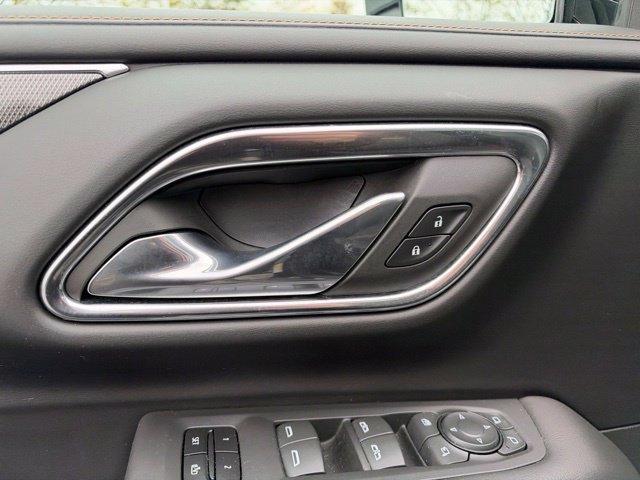 Used 2023 GMC Yukon AT4 w/ AT4 Premium Package AWD/4WD image 27