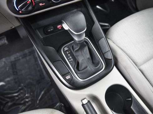 Used 2022 Kia Soul LX w/ Technology Package image 22