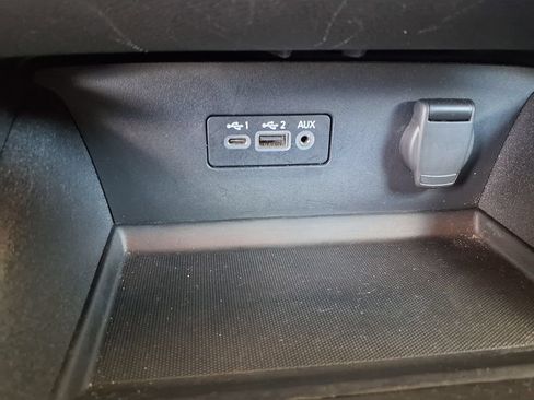 Used 2025 Nissan Altima 2.5 SV FWD image 30