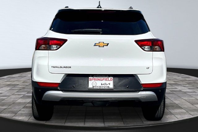 Used 2024 Chevrolet TrailBlazer LT w/ Convenience Package FWD image 5