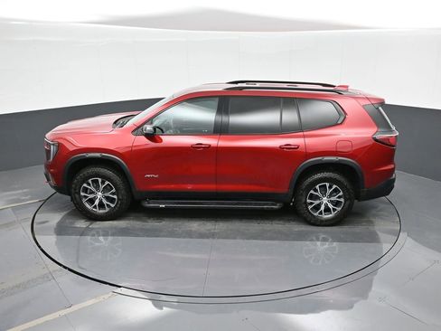 Used 2024 GMC Acadia AT4 w/ Luxury Package image 28